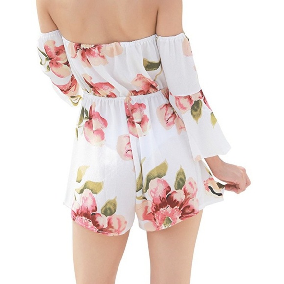 🆕️Floral Romper - Picture 2 of 4